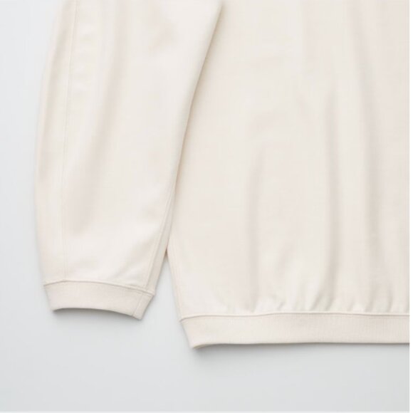 Off-white Uniqlo U Brushed Jersey Turtleneck, Size Small - Picture 2 of 5